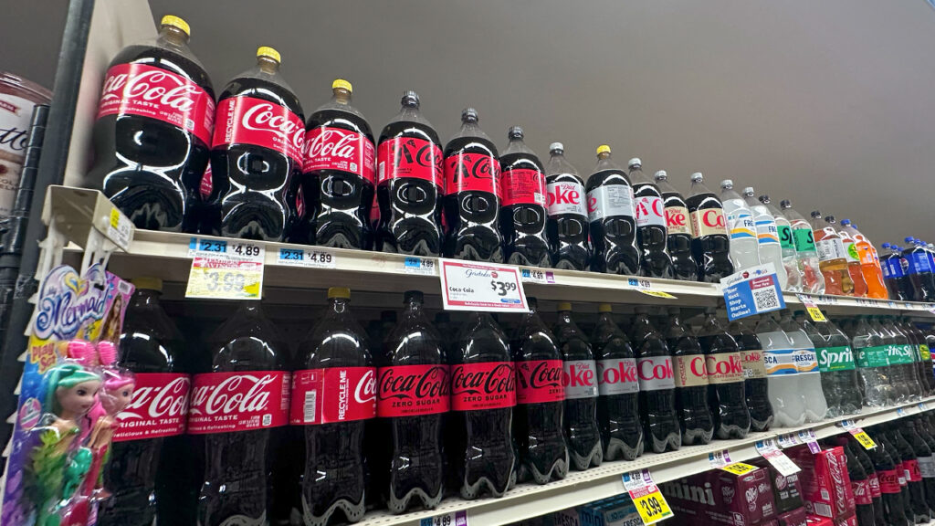 Coca cola yellow caps 1